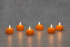 Halloween LED  kurpitsa  3D liekillä 5,5x6 cm